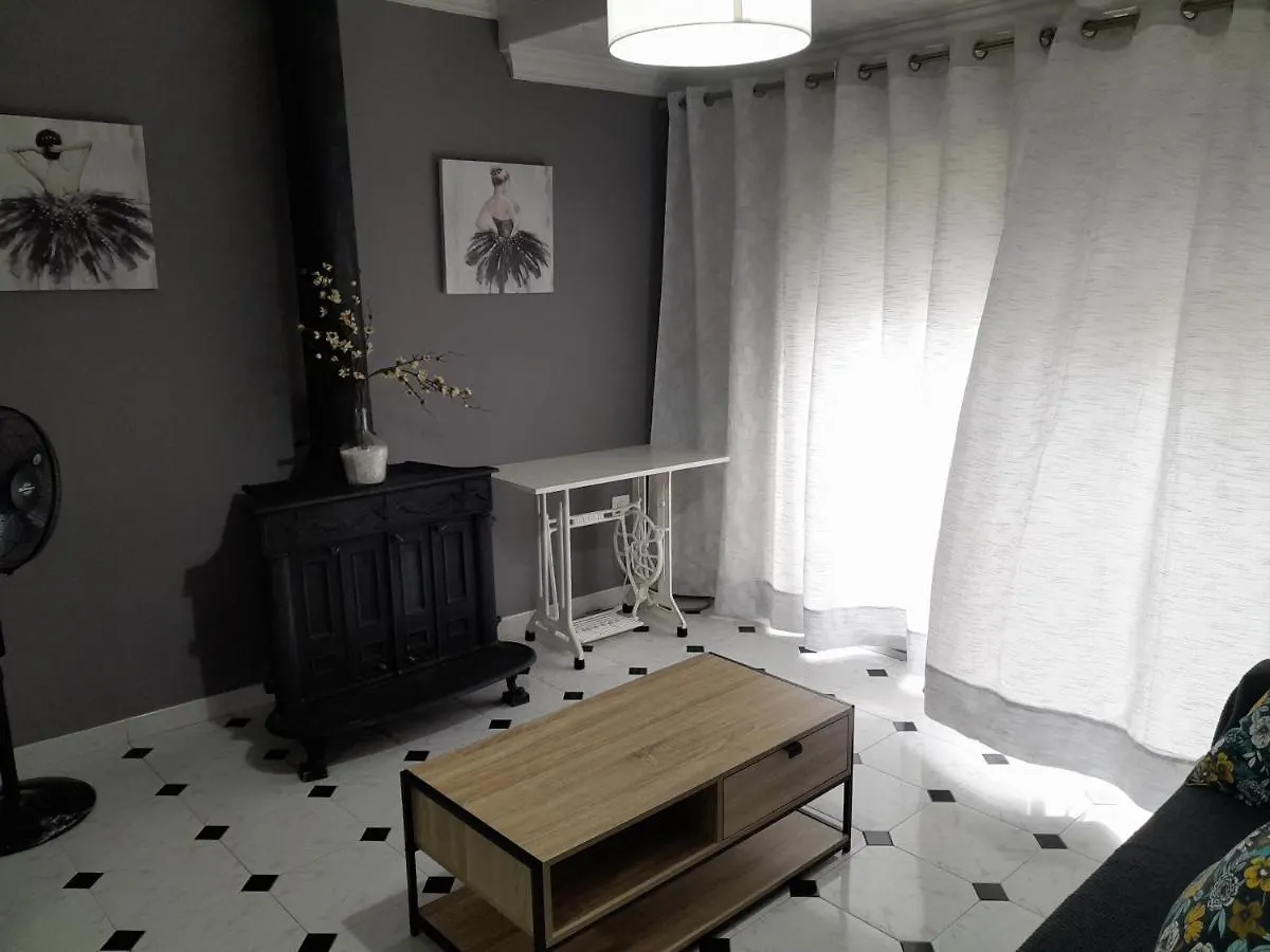بيت للعطل فيلا Casa La Tia Mari. أمبوستا
